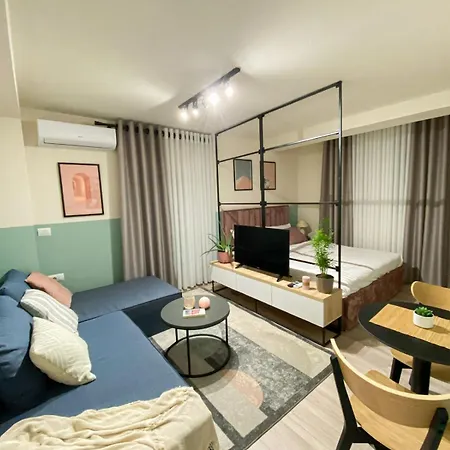 Apartment Three Doors